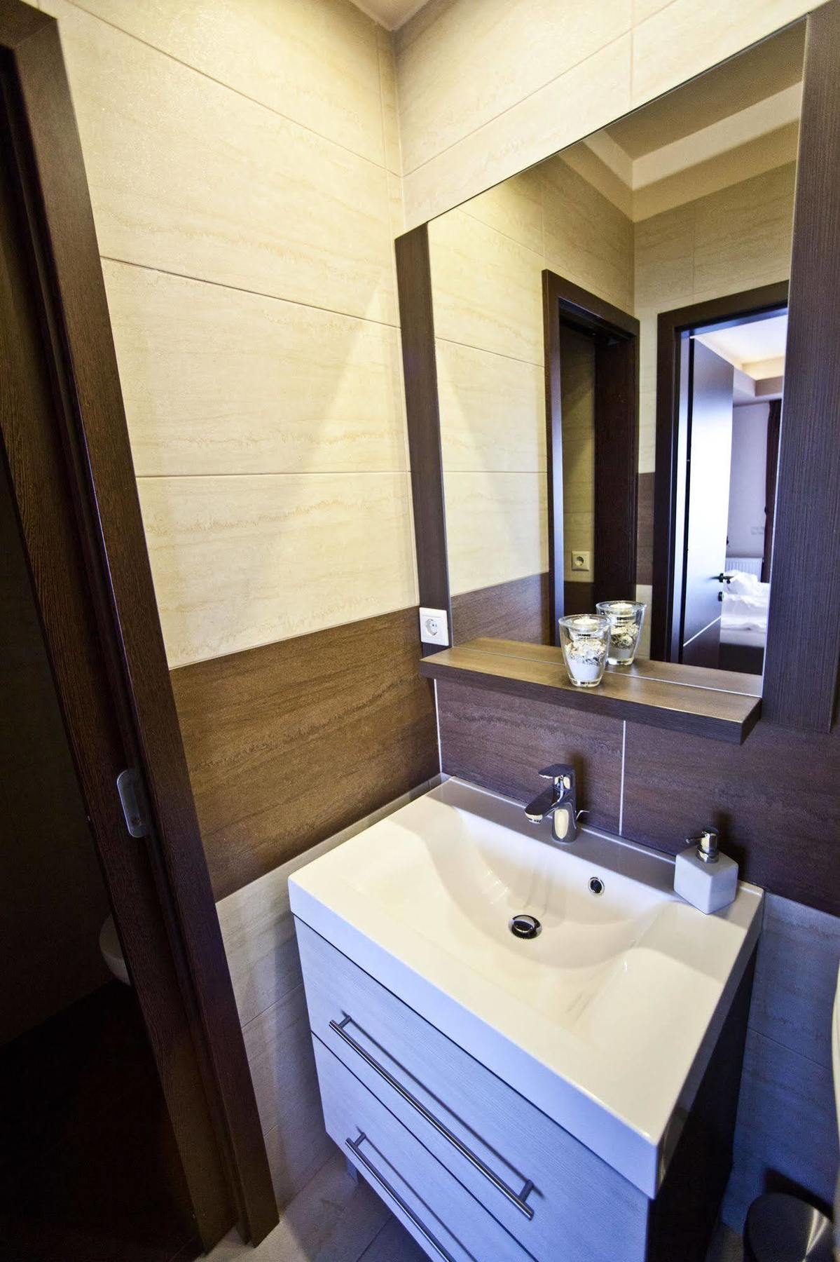 Nemeth Apartmanok Sarvar Ngoại thất bức ảnh